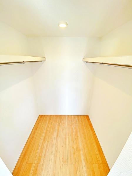【11号棟】鶴見区新築戸建ビルトイン車庫