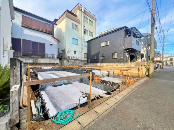 【A号棟】旭区新築戸建ビルトイン車庫対面キッチン