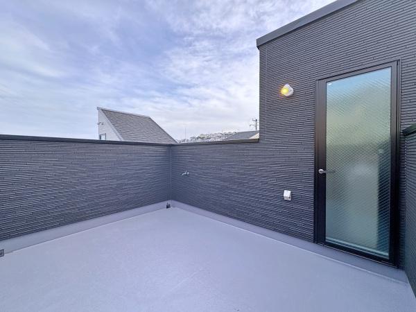 【B号棟】鶴見区新築戸建　スカイバルコニー　都市ガス