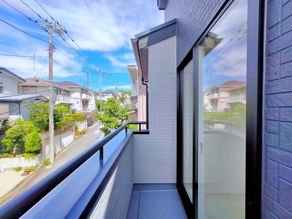 【1号棟】戸塚駅新築戸建　2台駐車可　和室　吹抜け