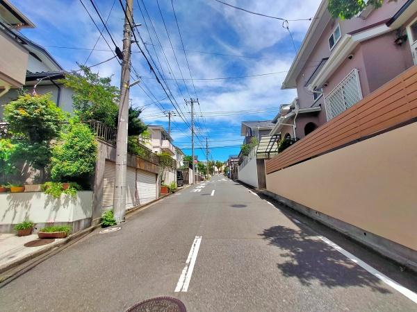 【1号棟】戸塚駅新築戸建　2台駐車可　和室　吹抜け
