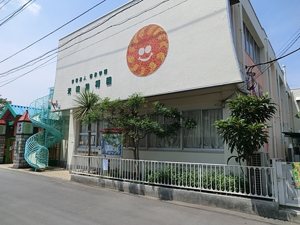 【A号棟】大田区新築戸建 リビング階段 納戸(光輪幼稚園)