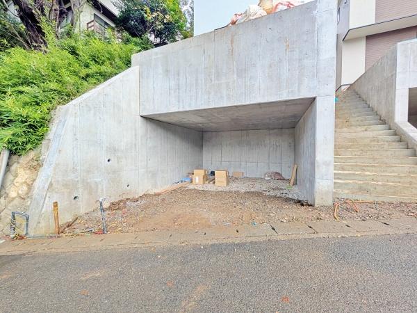 【1号棟】宮前区新築戸建　LDK18帖　2台駐車可　WIC