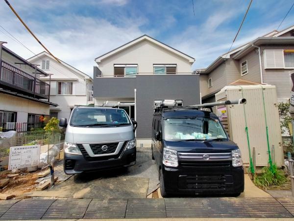 【1号棟】泉区新築戸建　並列2台駐車可　南道路
