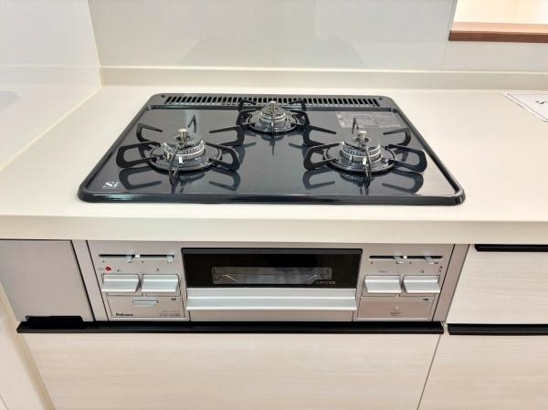 【1号棟】泉区新築戸建　並列2台駐車可　南道路