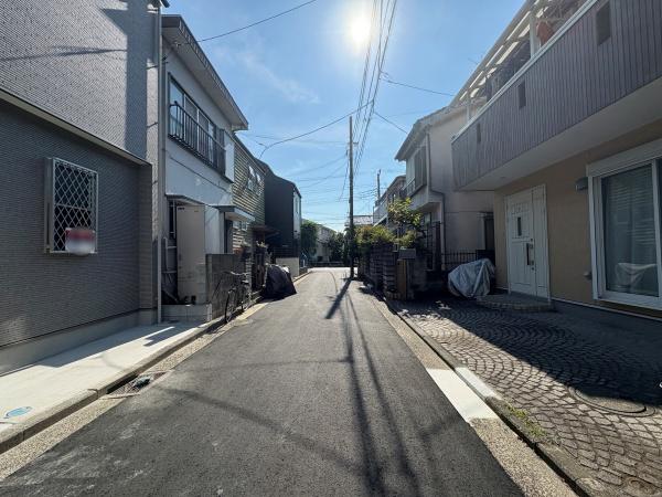 港北区新築戸建ウッドデッキ吹抜け平坦