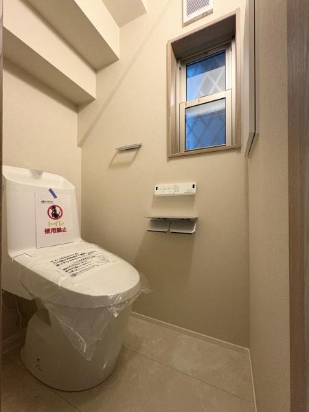 港北区新築戸建ウッドデッキ吹抜け平坦