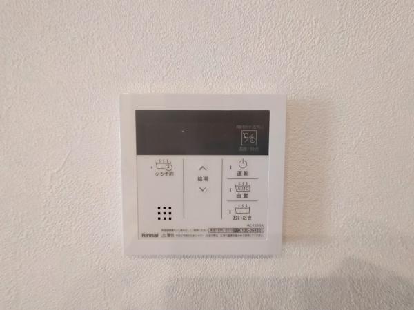 港北区新築戸建ウッドデッキ吹抜け平坦