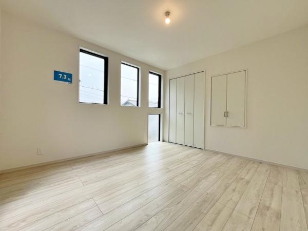 【1号棟】鎌倉市新築戸建　リビング階段　角地