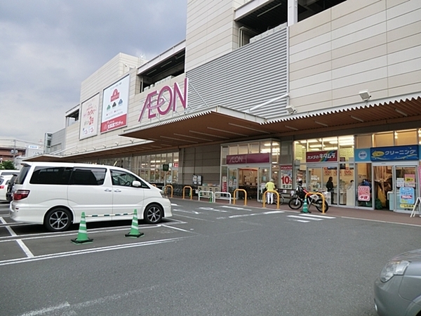 港北区新築戸建北西角地床暖房平坦(イオン横浜新吉田店)