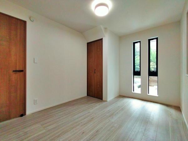 港北区新築戸建北西角地床暖房平坦