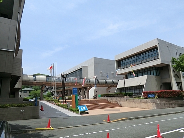 【B号棟】横須賀市新築戸建 カースぺ2台 パントリー(不入斗公園)
