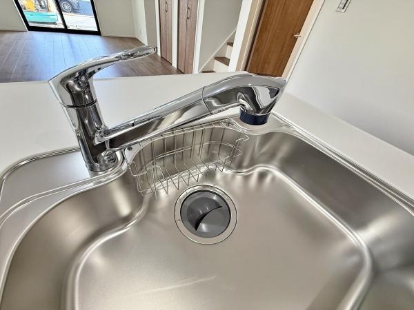 【1号棟】金沢区新築戸建　LDK18帖　2台駐車可　SIC