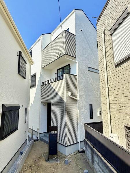 【2号棟】金沢区新築戸建　LDK18帖　WIC×3　SIC