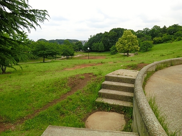横浜市都筑区東山田町の中古一戸建て(東山田公園)