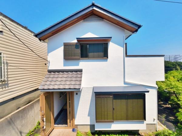 都筑区中古戸建　大型バルコニー　角地　リノベ