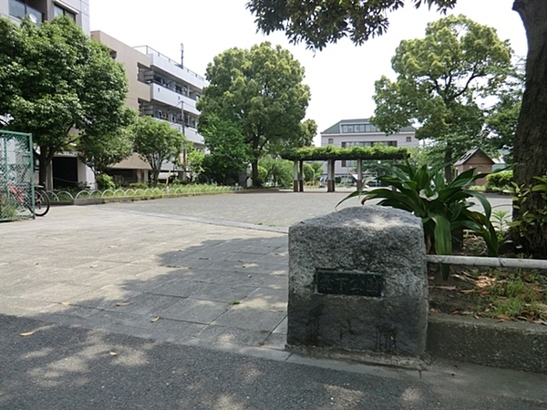 西区新築戸建 LDK18帖 ビルトイン車庫 リビング階段(霜ノ下公園)