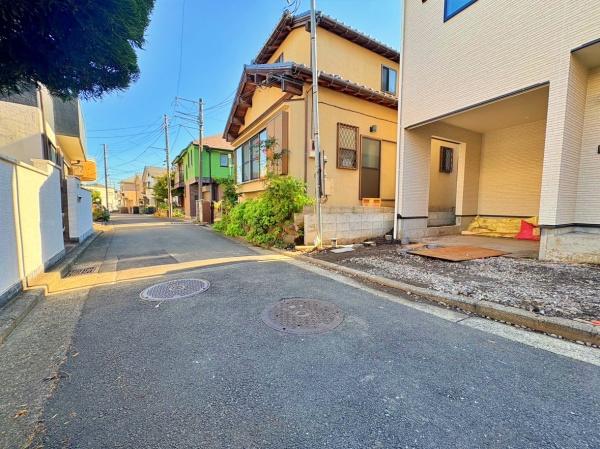 泉区新築戸建ビルトイン車庫業務スーパー徒5分