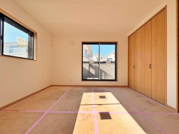 泉区新築戸建ビルトイン車庫業務スーパー徒5分