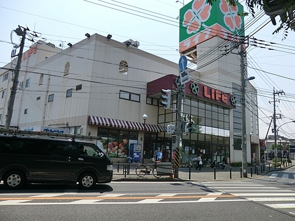 川崎市宮前区梶ケ谷の中古一戸建て(ライフ東有馬店)