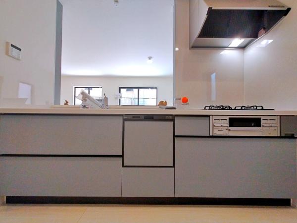 【1号棟】旭区新築戸建角地WICSICストレージ