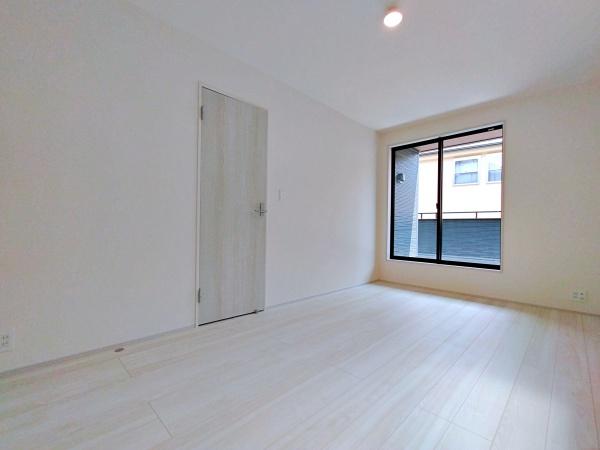 【1号棟】旭区新築戸建角地WICSICストレージ