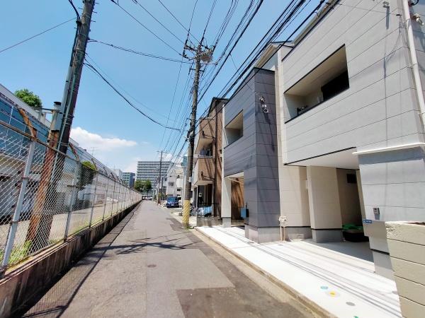 【1号棟】中原区新築戸建　床暖房　ビルトイン車庫