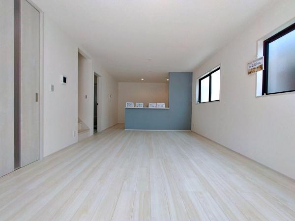 【1号棟】旭区新築戸建　LDK18帖　3台駐車可　平坦地