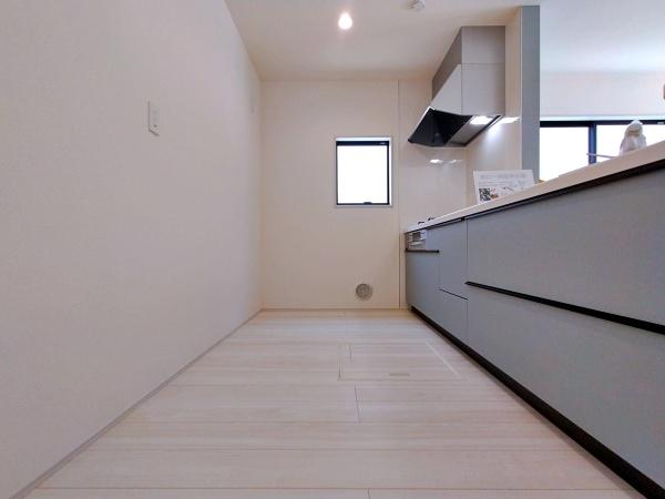 【1号棟】旭区新築戸建　LDK18帖　3台駐車可　平坦地