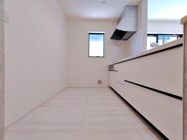 【1号棟】横須賀市新築戸建　LDK20帖　2台駐車可　SIC