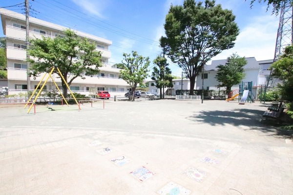 【1号棟】泉区新築戸建　LDK21帖　リビング階段(大上なかよし公園)