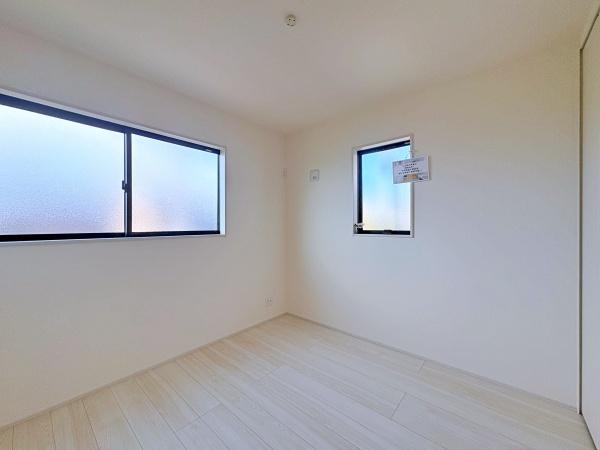 【1号棟】泉区新築戸建　LDK19帖　2台駐車可　角地