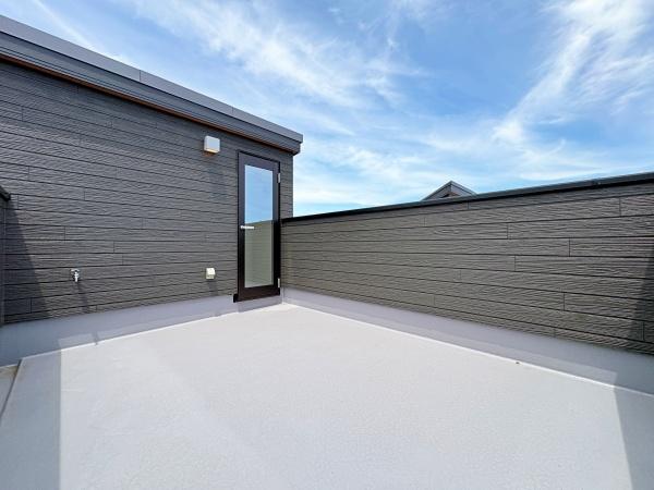 【4号棟】中区寺久保新築戸建ルーフバルコニー付