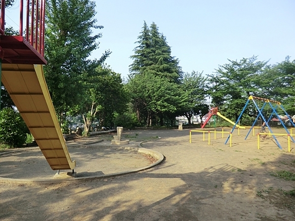 中原区新築戸建　パントリー　リネン棚　角地(高山さくら公園)