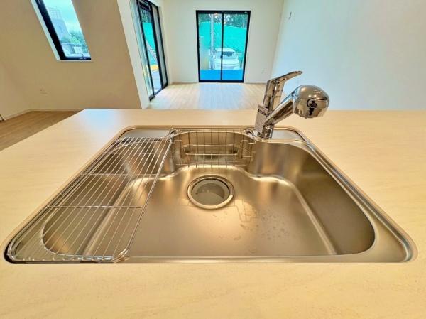 【1号棟】大和市新築戸建　LDK22帖　2台駐車可　角地