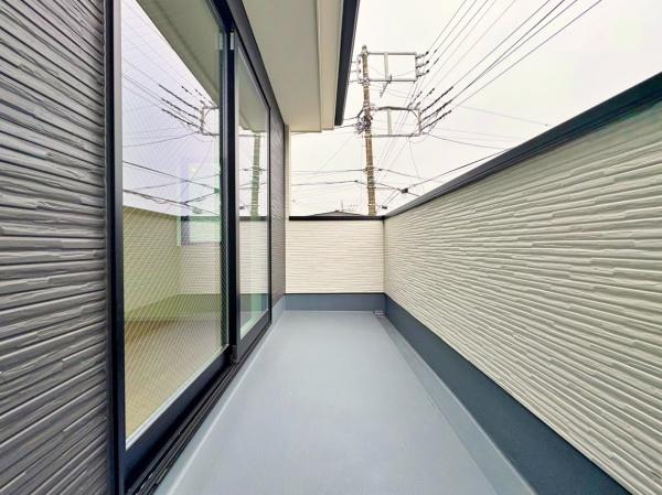 【1号棟】大和市新築戸建　LDK22帖　2台駐車可　角地