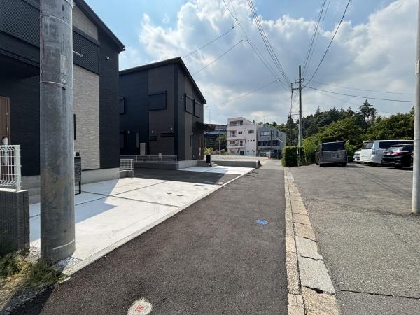 【B号棟】旭区新築戸建　LDK20帖　リビング階段