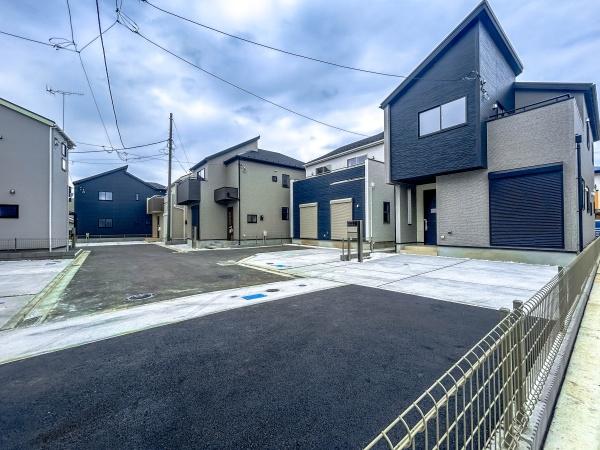 【1号棟】寒川町新築戸建　カースぺ2台　インナーバルコニー