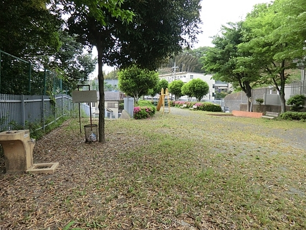川崎市宮前区神木本町3丁目の中古一戸建て(神木高根公園)
