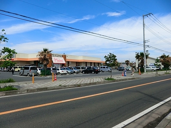 【3号棟】寒川町新築戸建 カースぺ2台 アクセントクロス(フードマーケットマム湘南みずき店)