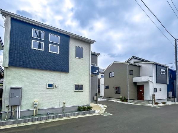 【8号棟】寒川町新築戸建　カースぺ2台　アクセントクロス
