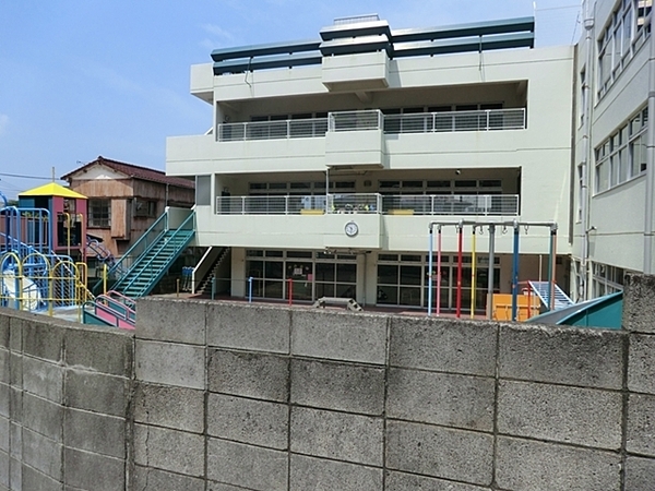 【1号棟】カースぺ2台　宅配ボックス　3口ガスコンロ(ぎんなん幼稚園)