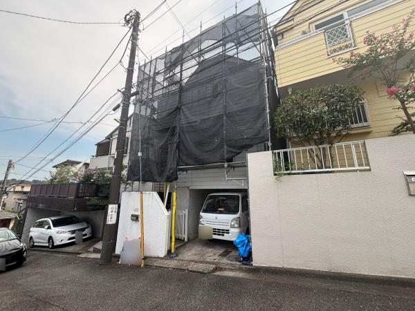 港南区日野中古戸建地下車庫付