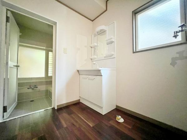 横浜市港北区新吉田東1丁目の中古一戸建て(洗面台・洗面所)