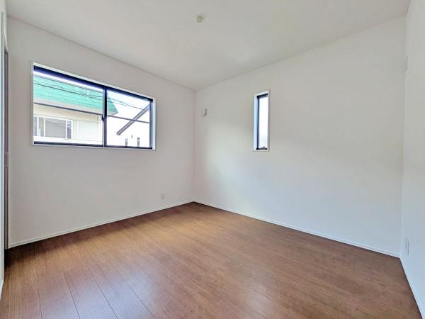 【1号棟】多摩区新築戸建　LDK19帖　リビング階段