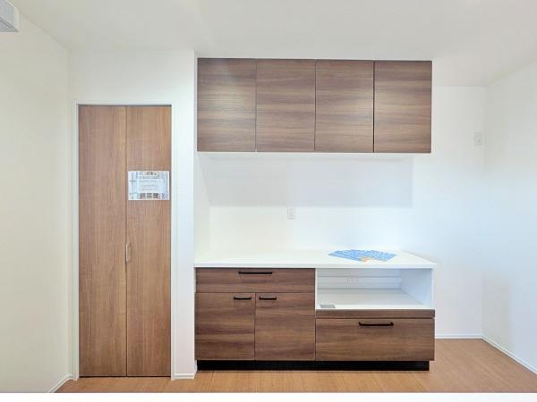 【1号棟】多摩区新築戸建　LDK19帖　リビング階段