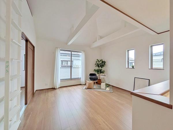 【A号棟】相模原市新築戸建　駅歩8分　角地　吹抜