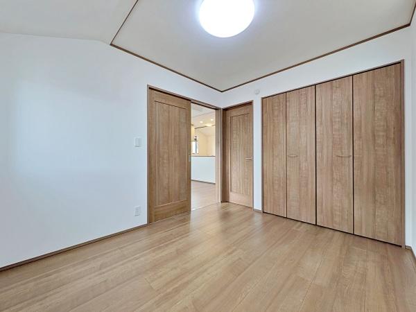 【A号棟】相模原市新築戸建　駅歩8分　角地　吹抜