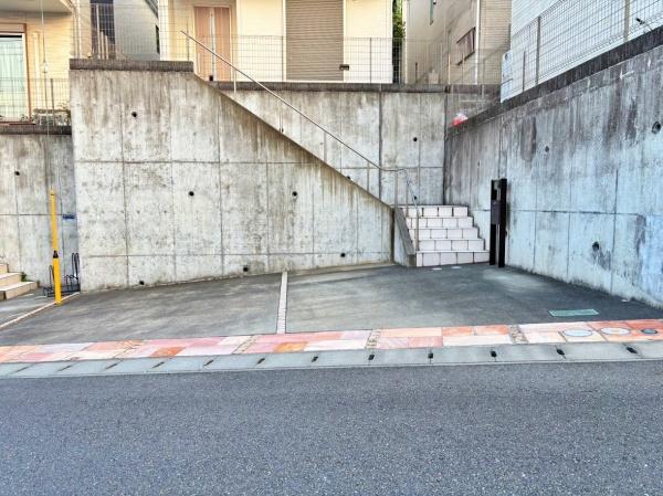 川崎市麻生区片平４丁目の中古一戸建て