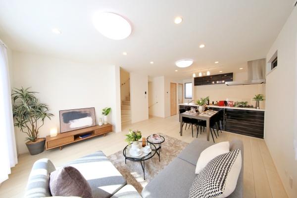 横浜市緑区東本郷６丁目の中古一戸建て